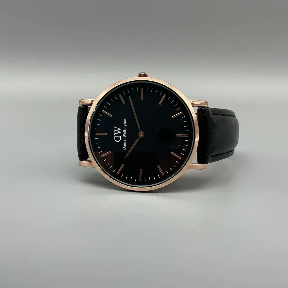 Daniel Wellington Mens Watch 40mm Black Dial Rose Gold Tone Leather New Battery